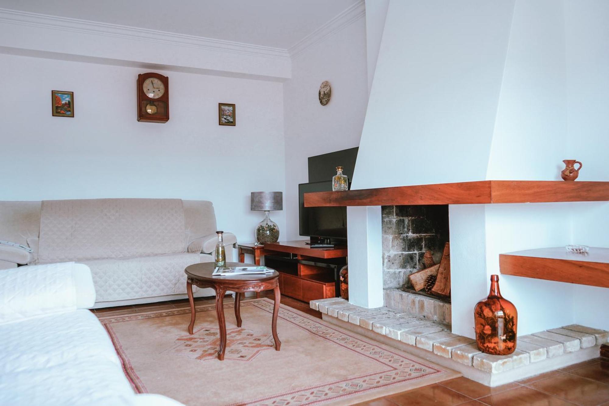 Ferias Em Cerveira Apartment วีลาโนวา เด เซอร์เวย์รา ภายนอก รูปภาพ