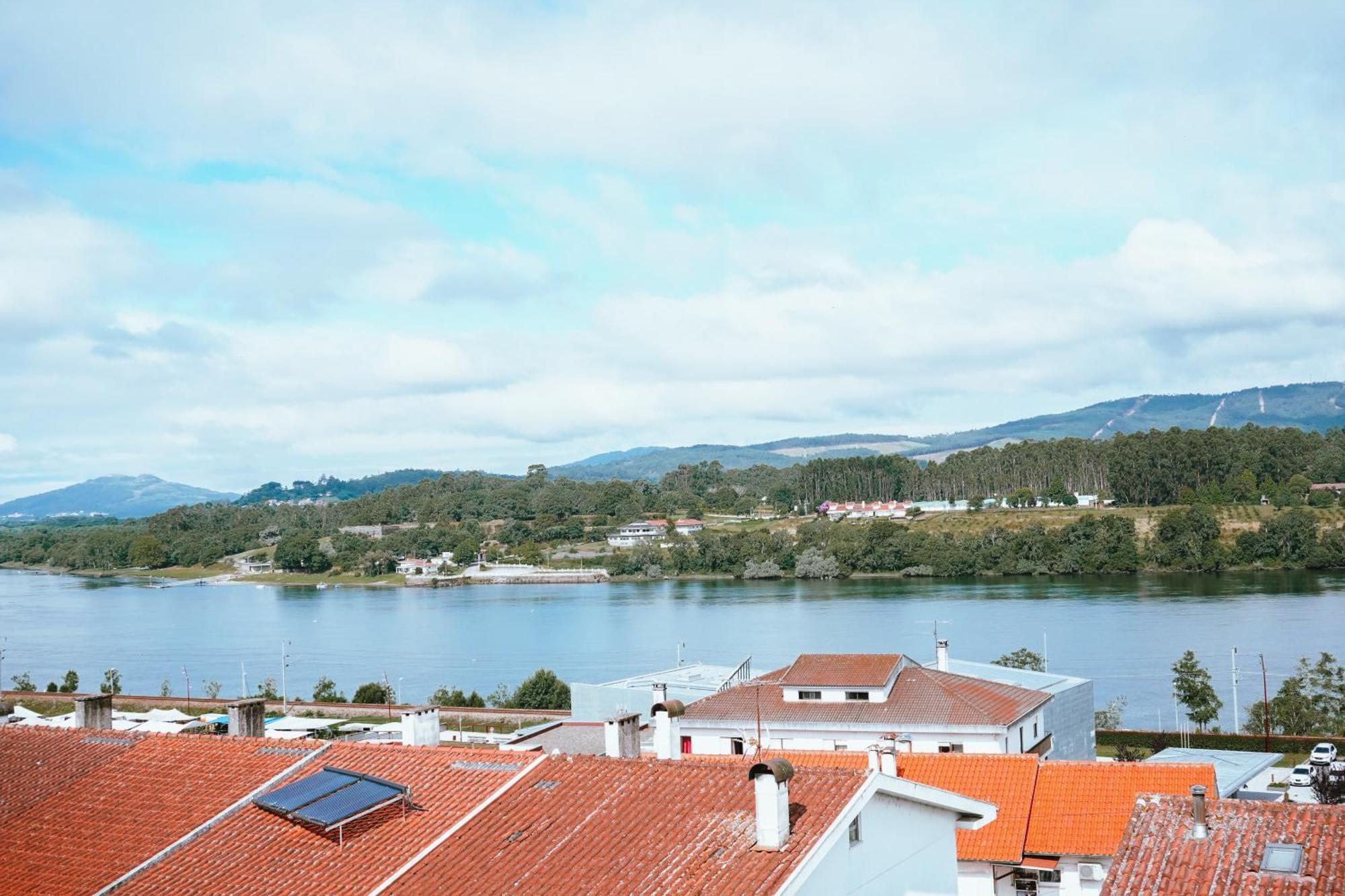 Ferias Em Cerveira Apartment วีลาโนวา เด เซอร์เวย์รา ภายนอก รูปภาพ