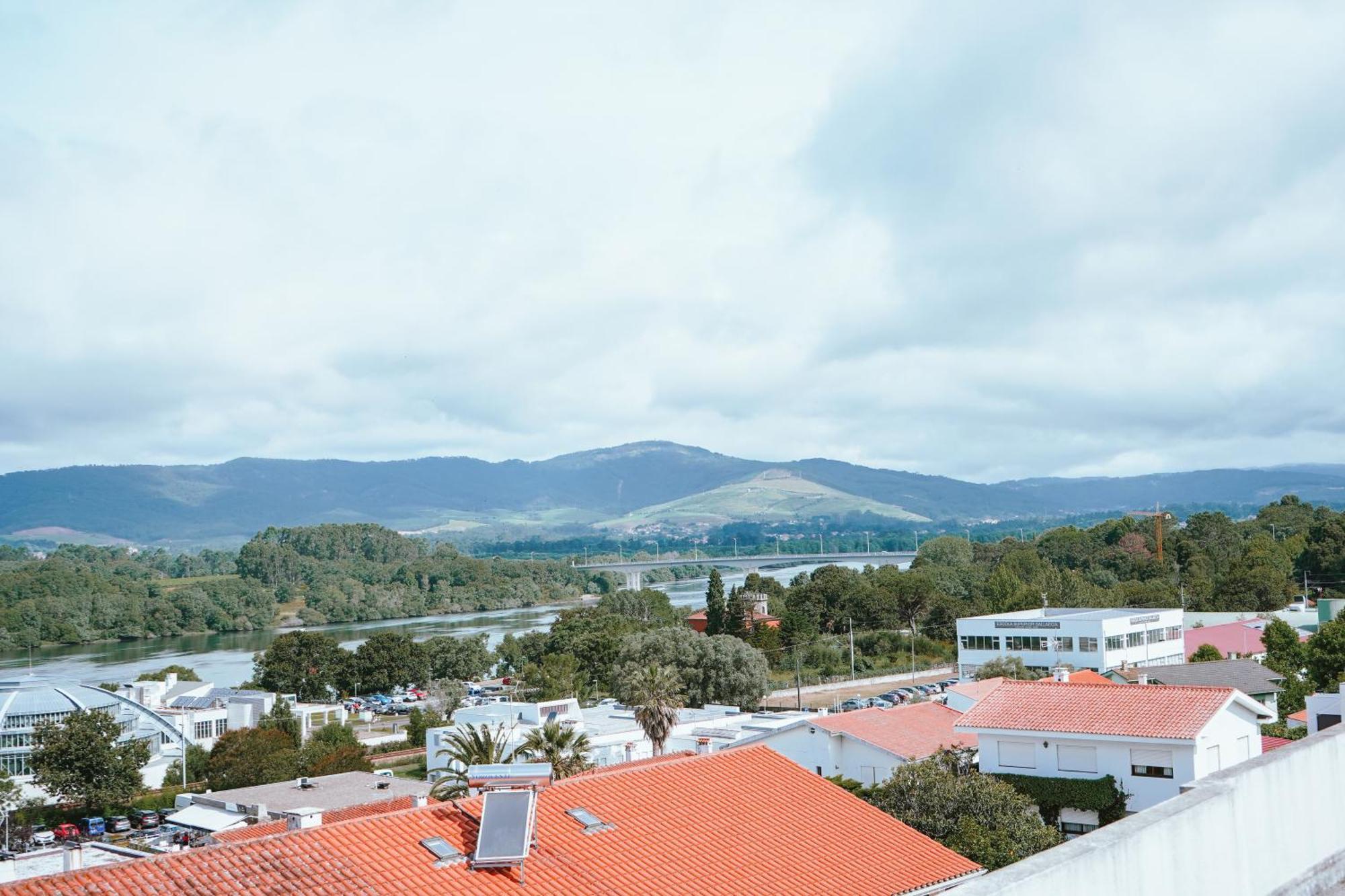 Ferias Em Cerveira Apartment วีลาโนวา เด เซอร์เวย์รา ภายนอก รูปภาพ